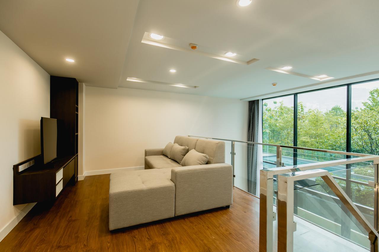 The Aristo By Holy Cow, 4-Br Loft, 150 M2, Pool View Aparthotel Szurin-part Kültér fotó