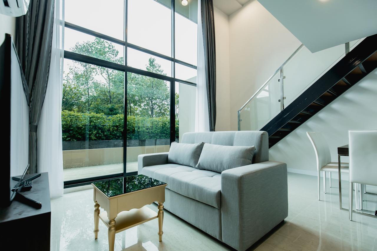 The Aristo By Holy Cow, 4-Br Loft, 150 M2, Pool View Aparthotel Szurin-part Kültér fotó